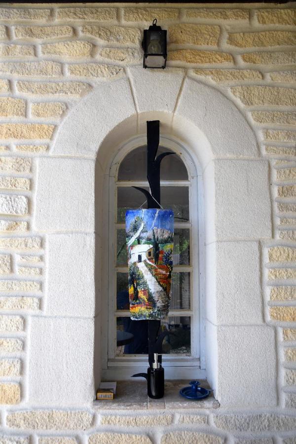 Bed and Breakfast L'Atelier Saint-Maximin  Экстерьер фото