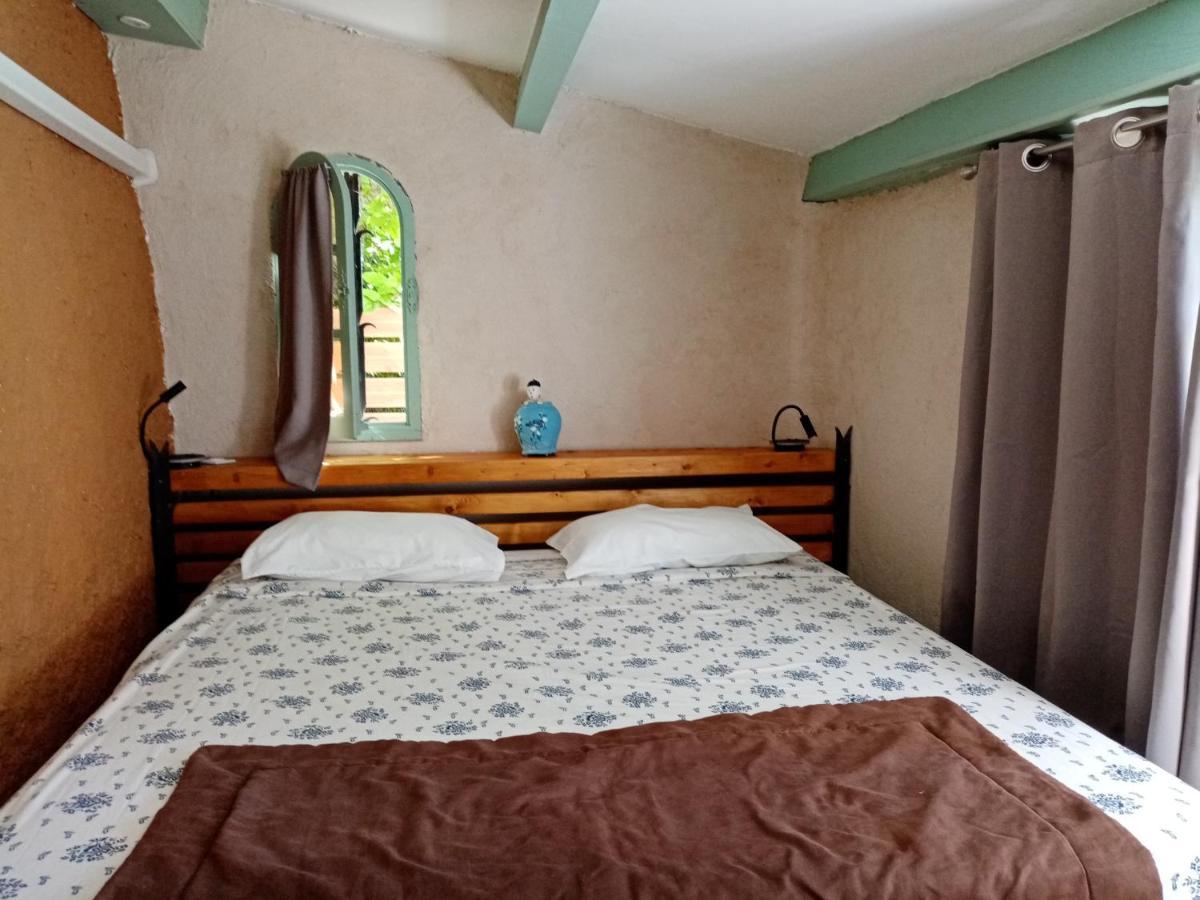Bed and Breakfast L'Atelier Saint-Maximin  Номер фото