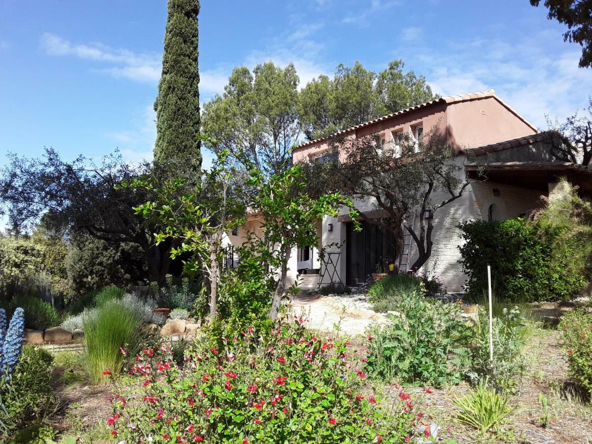 Bed and Breakfast L'Atelier Saint-Maximin  Экстерьер фото