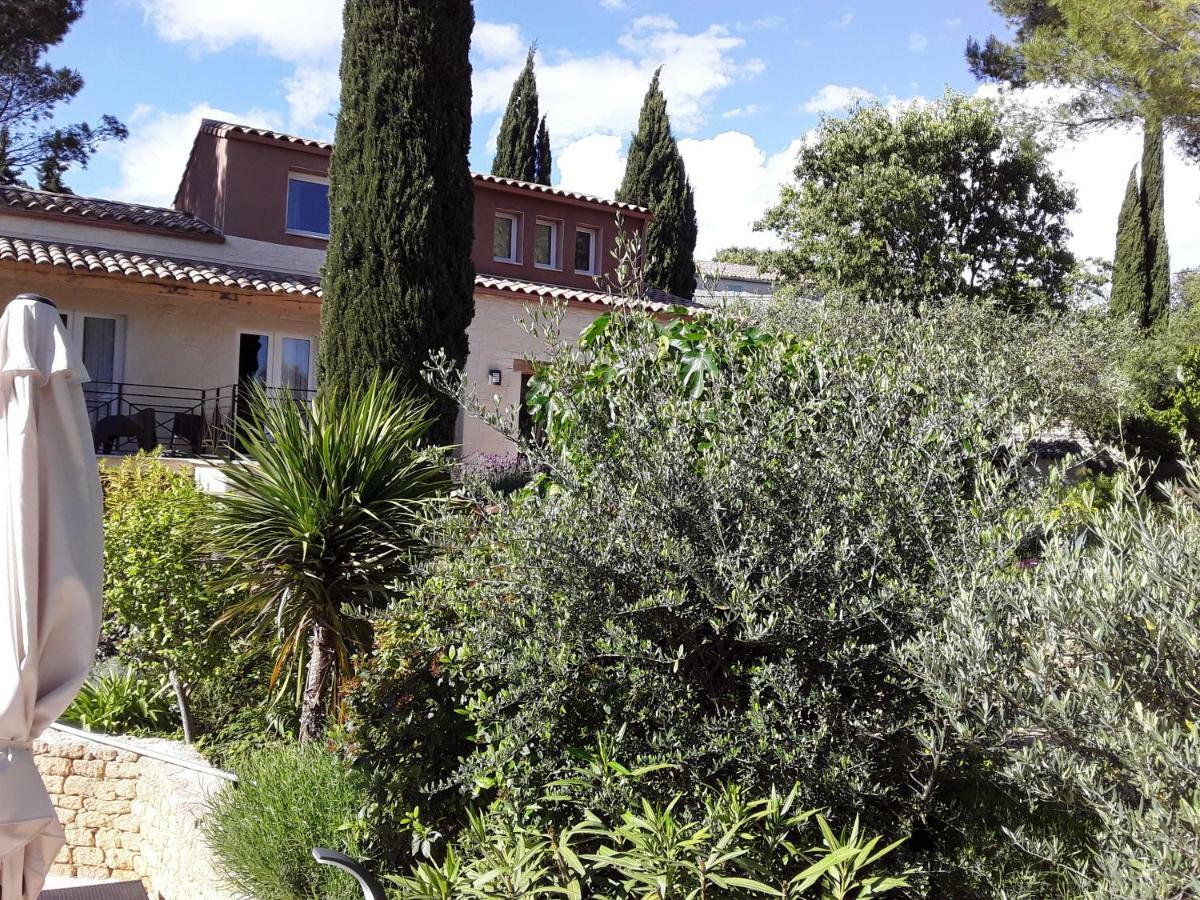 Bed and Breakfast L'Atelier Saint-Maximin  Экстерьер фото